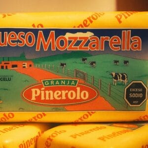 Queso mozzarella  granja pinerolo